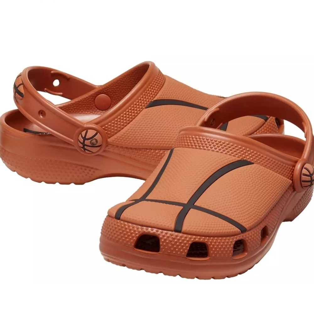 Crocs Toddlers Classic Basketball Clogs, New.
